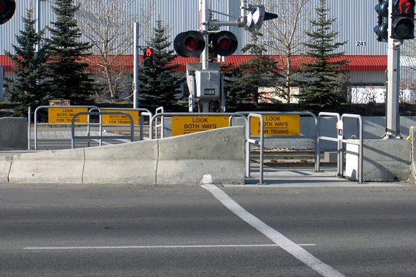 CPL Pathway Barricades